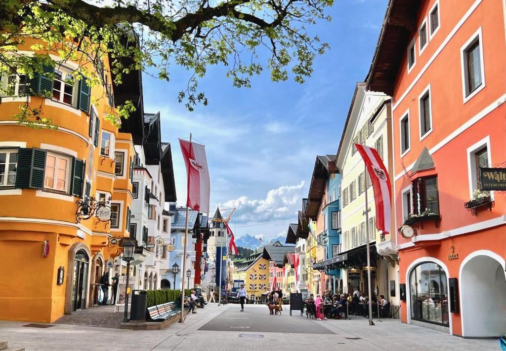 Stadtvilla Belle Kitz Im Zentrum Mit Sauna By Belle Stay Kitzbühel Exterior foto